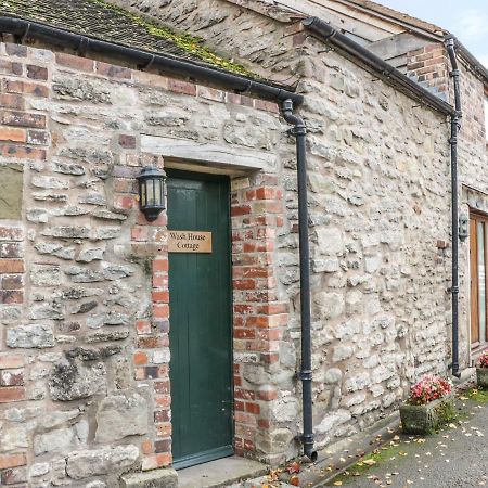 Wash House Cottage Much Wenlock Exteriör bild